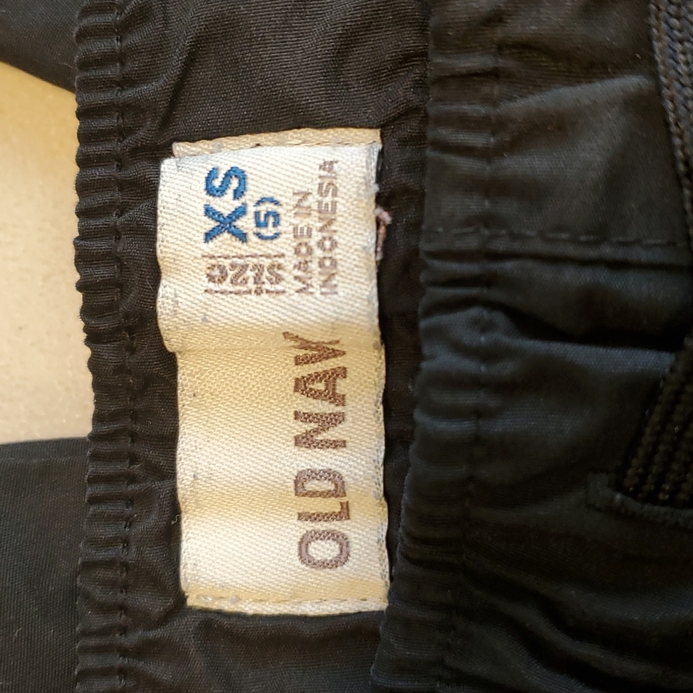 Old Navy Wind Pants - Picture 4 of 7